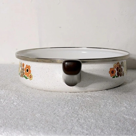 Vintage Enamelware MCM Harvest Blossom Frying Pan Skillet - Picture 2 of 9
